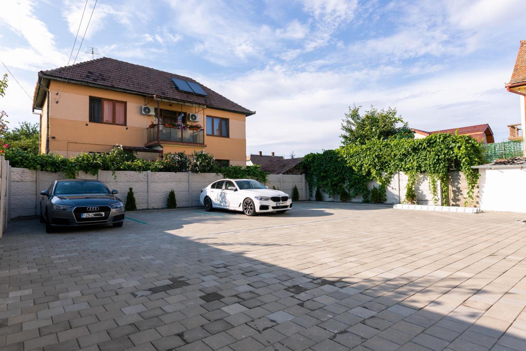 Turmhaus Hermannstadt Exteriör bild