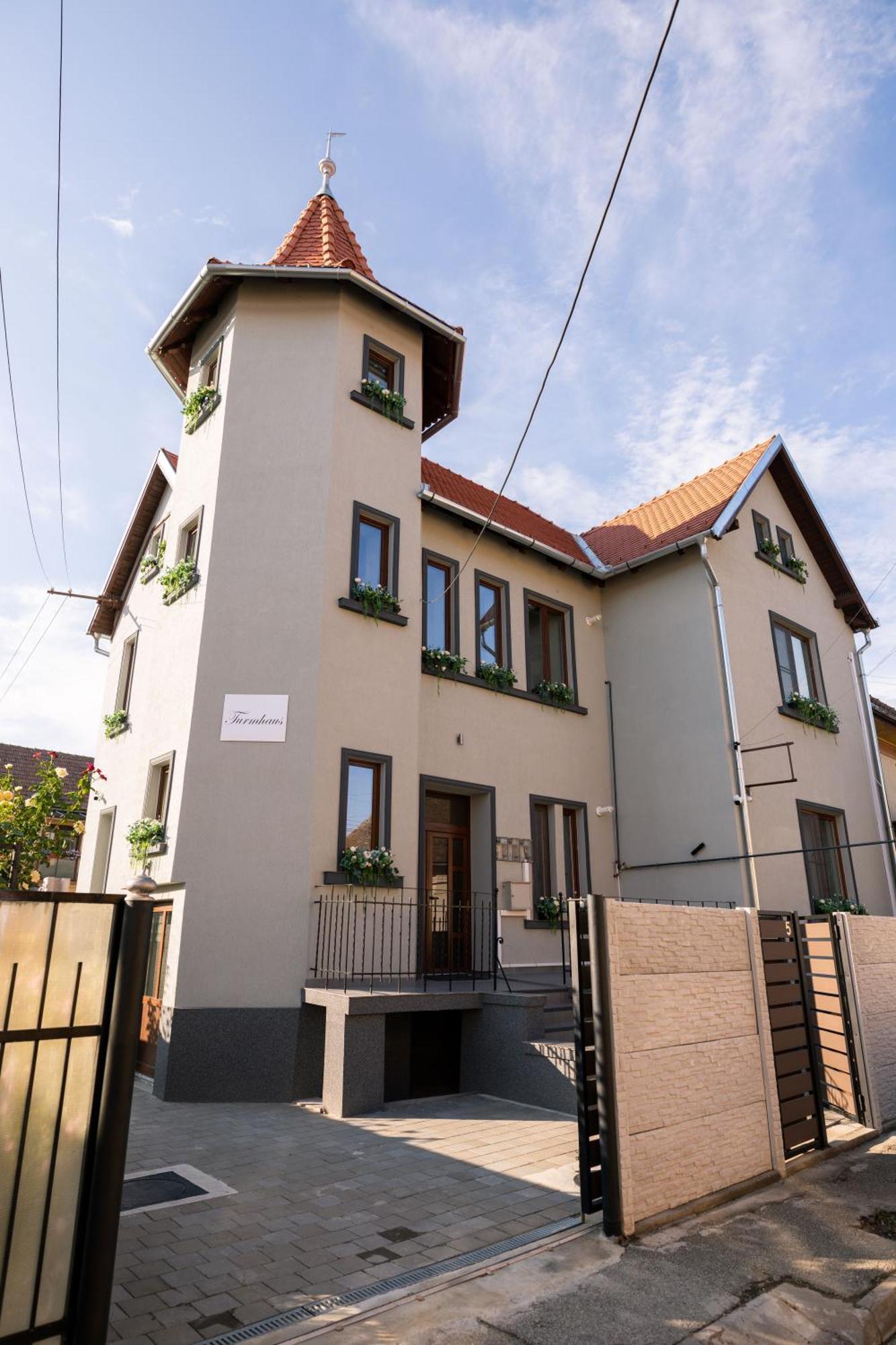 Turmhaus Hermannstadt Exteriör bild